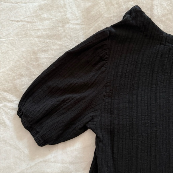 Neuflora Black 100% Cotton Top with Bow on Back and Puff Sleeves Loose Fit - Picture 4 of 16